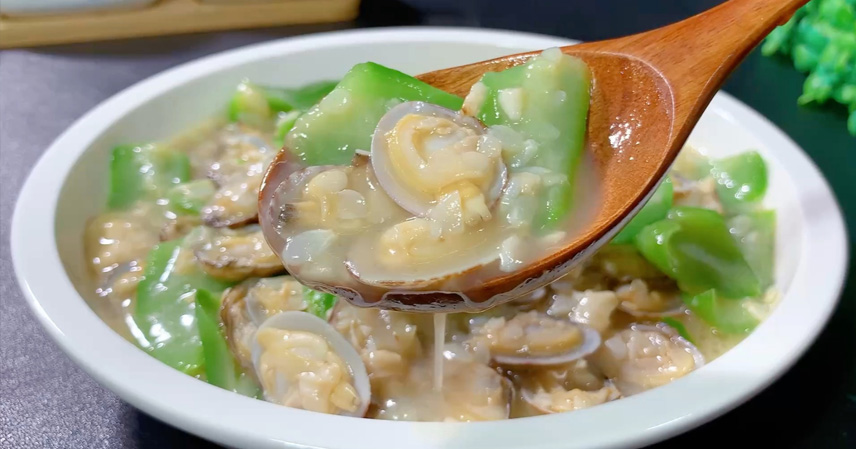Loofah and Clam Soup