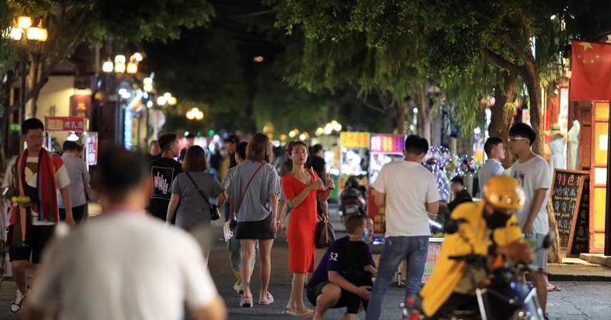Chongqing's bustling night market