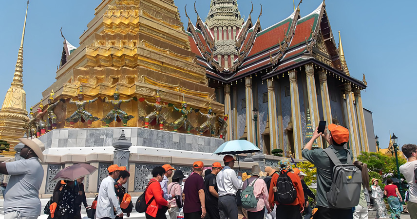 Chinese tourists in Thailand