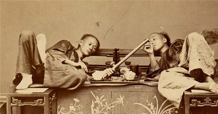The Opium Era in Late Qing China: Social Decay and the Path to Reform